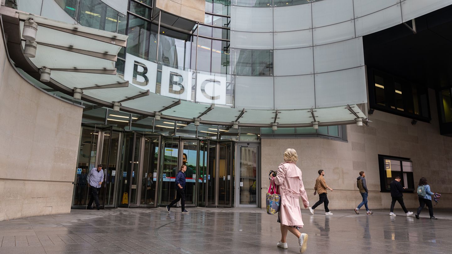 BBC to cut £160m and 550 jobs